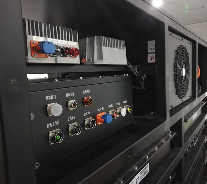 電池?zé)峁芾砜刂破鞒晒ε涮啄骋苿?dòng)儲(chǔ)能項(xiàng)目